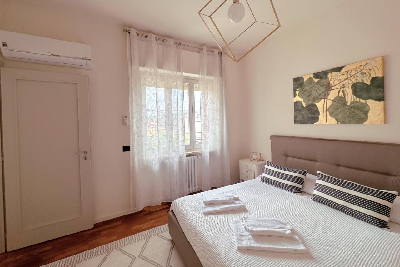 La Casa Di Paola E Betti Lejlighed Alba  Eksteriør billede
